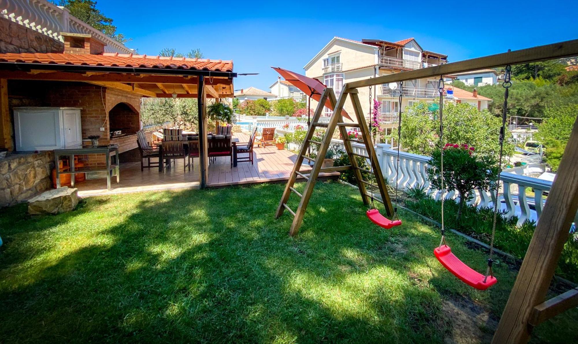 Apartments Happy Island Rab Rab Town Exterior photo